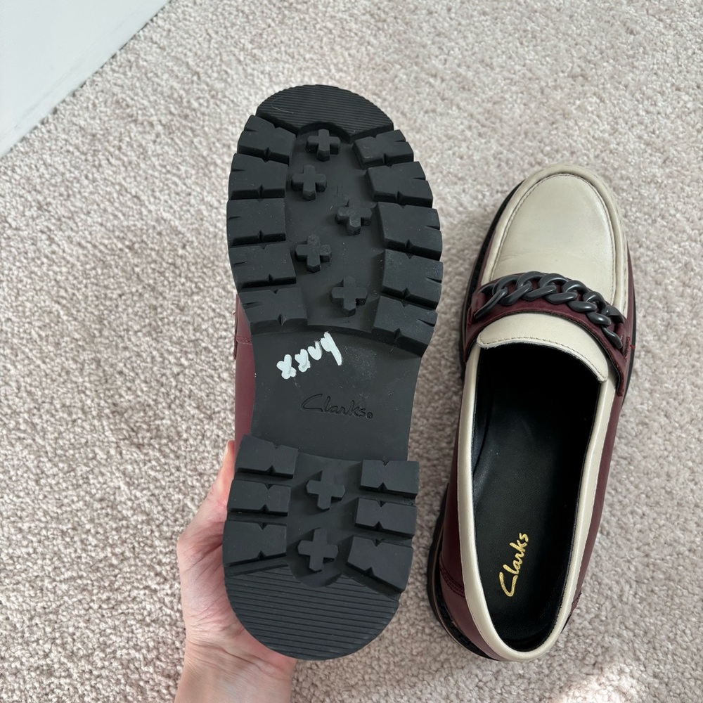 Clarks Red and Cream Loafers - Picture 9 of 10